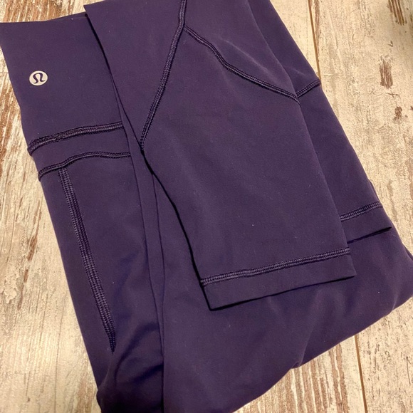 Lululemon in movement Aeon size 4 - Picture 3 of 5